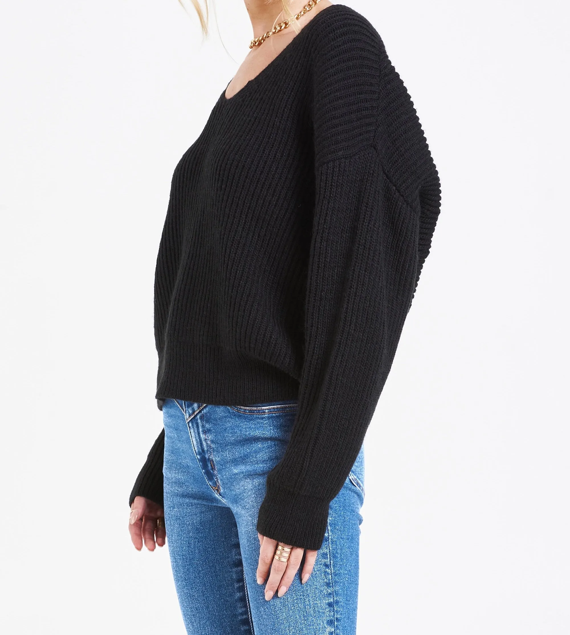 ORION KNOTTING DETAIL SWEATER BLACK